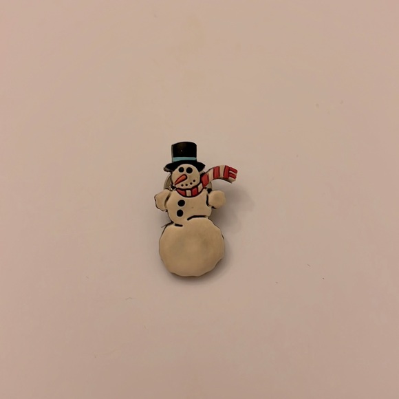 Girl’s snowman jewelry bundle! 8” necklace, dangle post earrings, & snowman pin. - Picture 4 of 4